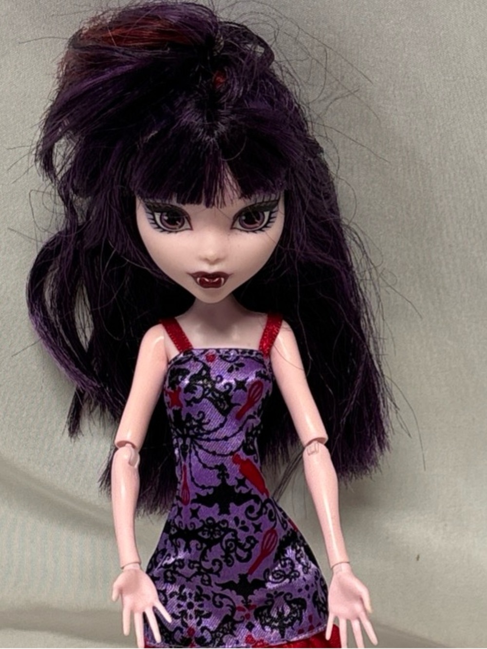 Monster High Elissabat‎ Frights Camera Action Doll Purple Bat Dress Red Shoes